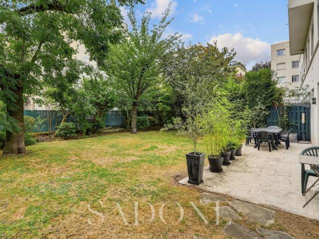Appartement Neuilly Sur Seine 5 pièce s 100.97 m2