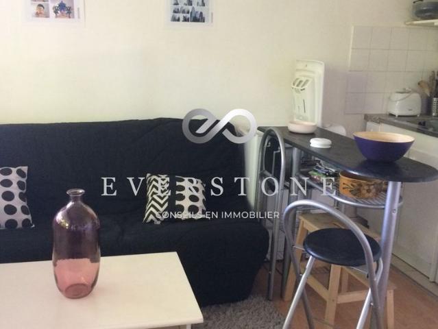 Appartement Neuilly Sur Seine 1 pièce 20.3 m2