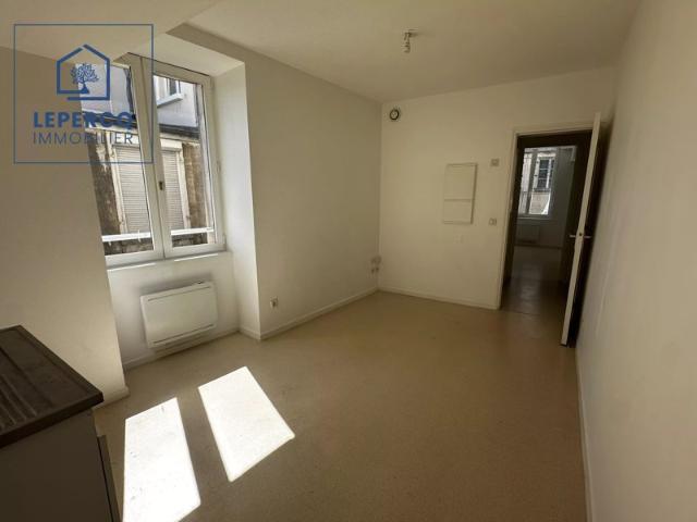 Appartement Neuilly Saint Front 1 pièce s 28 m2