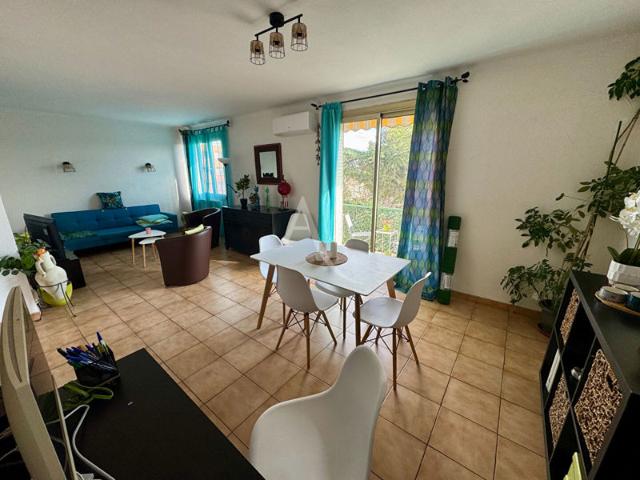 Appartement Nimes 5 pièce s 77.96 m2