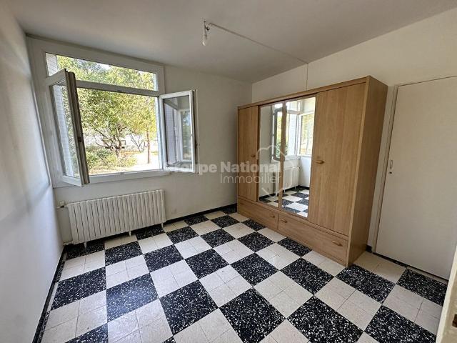 Appartement Nimes 3 pièce s 59.26 m2