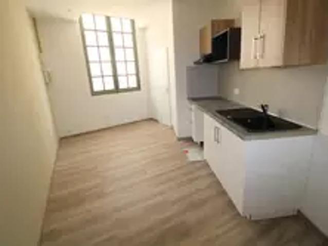 Appartement Nîmes Ecusson, Location appartement 1 pièce 17 m²