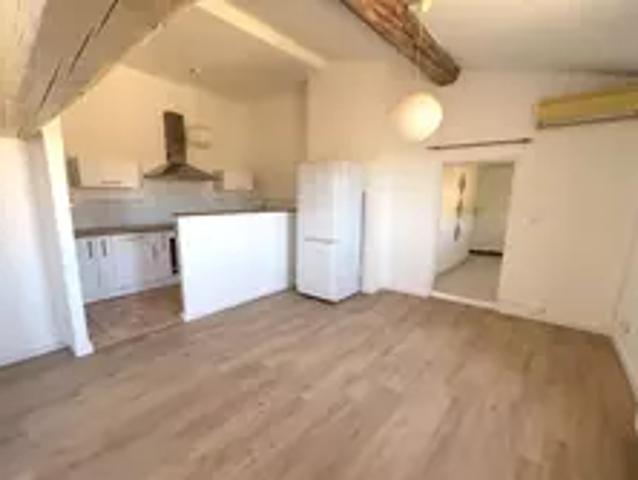 Appartement Nîmes Ecusson, Location appartement 2 pièces 41 m²