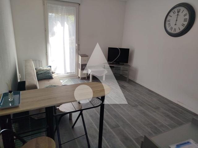 Appartement Niort 1 pièce s 20.62 m2