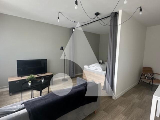 Appartement Niort 1 pièce s 33 m2