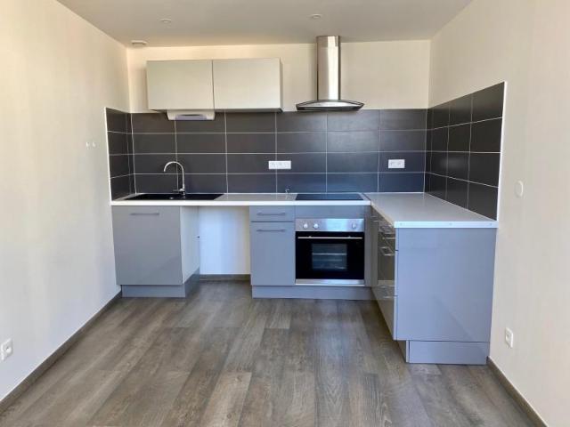 APPARTEMENT NIORT 3 pièce s 85.5 m2