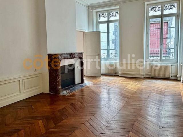Appartement non meublé JAUDE