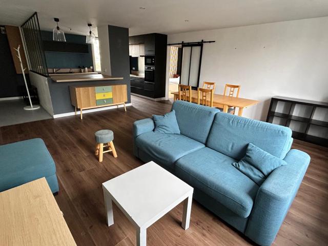 Appartement Non meublé Lesneven. Rue des Douves