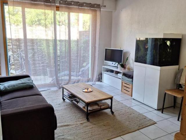 Appartement non meublé Rochebonne