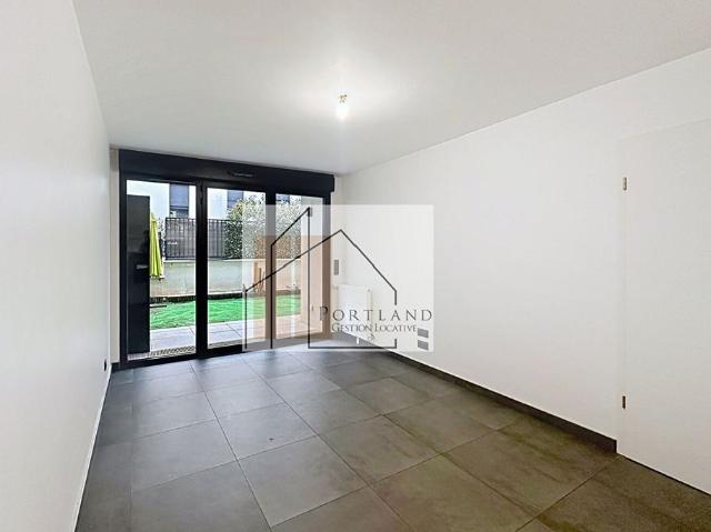 Appartement Noisy Le Grand 2 pièces 41.98 m2 avec jardin et terrasse