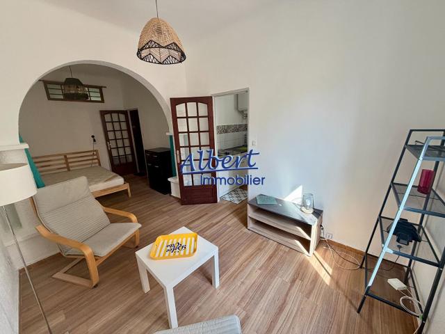 Appartement Ollioules 1 pièce s 30.4 m2 30m² Ollioules