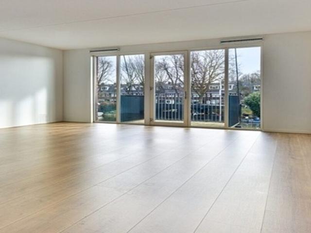 Appartement Oranje Vrijbuiterskade in Utrecht