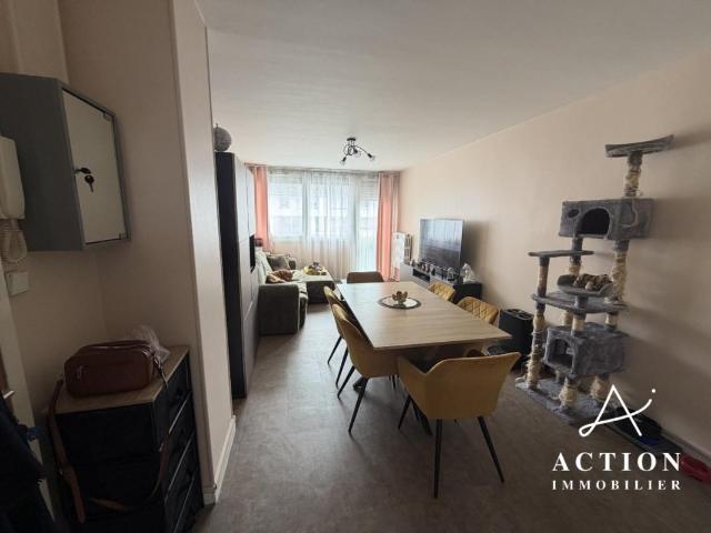 Appartement où l'on pose ses meubles de 60 m² 2 chambres cave