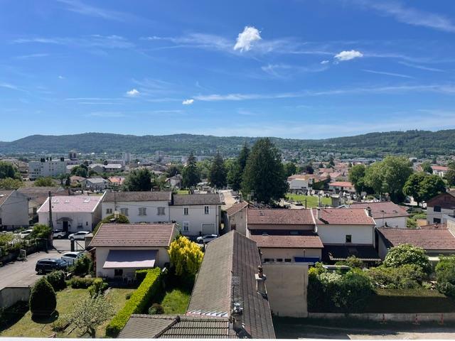 Appartement Oyonnax 2 pièce s 61.21 m2