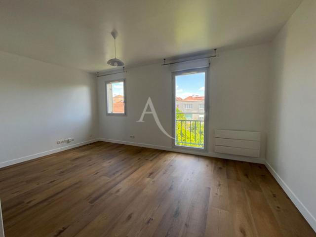 Appartement Ozoir La Ferriere 1 pièce s 24 m2