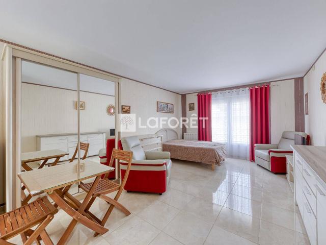 Appartement Ozoir La Ferriere 1 pièce s 30.43 m2