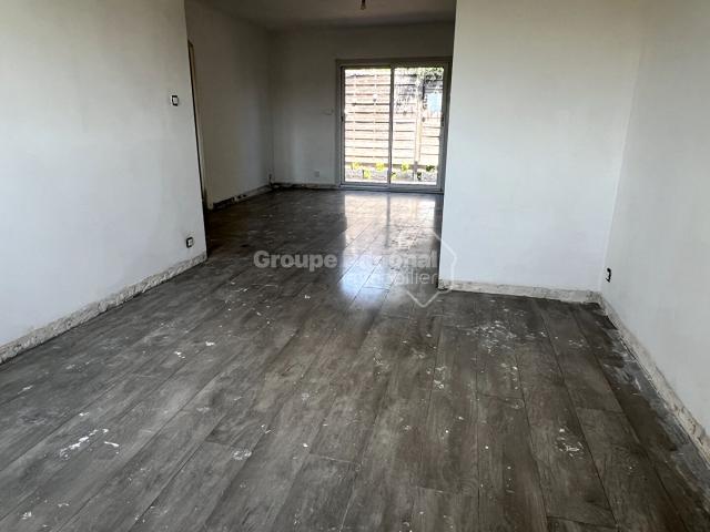 Appartement P2 avec terrasse et place de parking