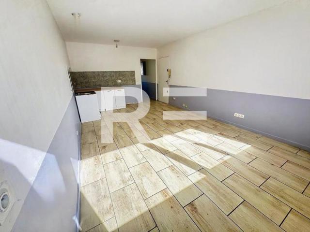 Appartement P2 de 40m2 bien Lumineux à rafraichir