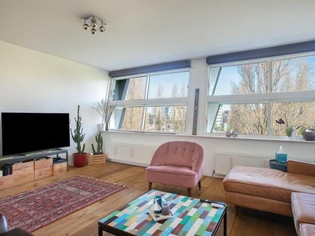 Appartement Panamalaan in Amsterdam