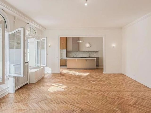 Appartement • Parc Monceau