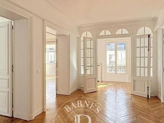 Appartement • Parc Monceau