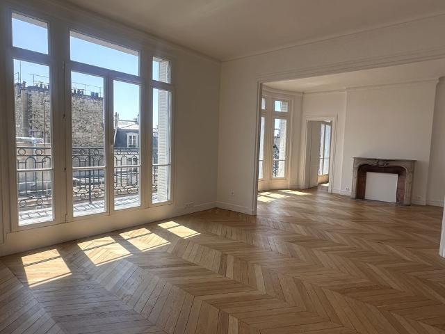 Appartement • Parc Monceau