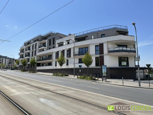 APPARTEMENT PARC ANDRE MALRAUX