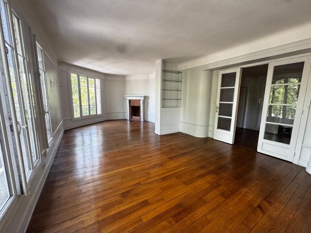 Appartement Paris 5 pièce s 151.69 m2