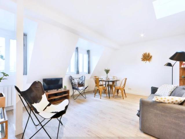 Appartement Paris 7ème, Champ de Mars