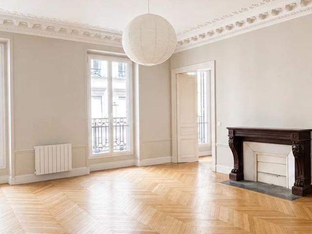 Appartement • Paris 8ème