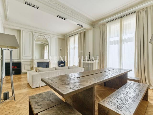 Appartement • Paris 8ème
