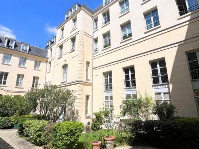 Appartement Paris 11ème 2 pièces 54m²