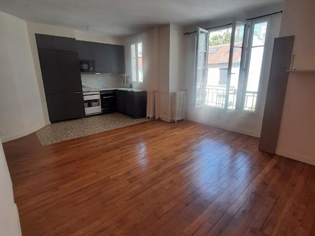 Appartement Paris 2 pièces Métro Nation