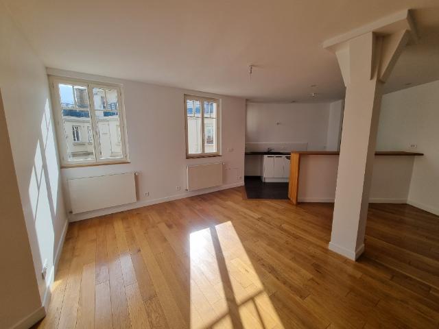 Appartement Paris 3 pièce s 69 m2+ TERRASSE