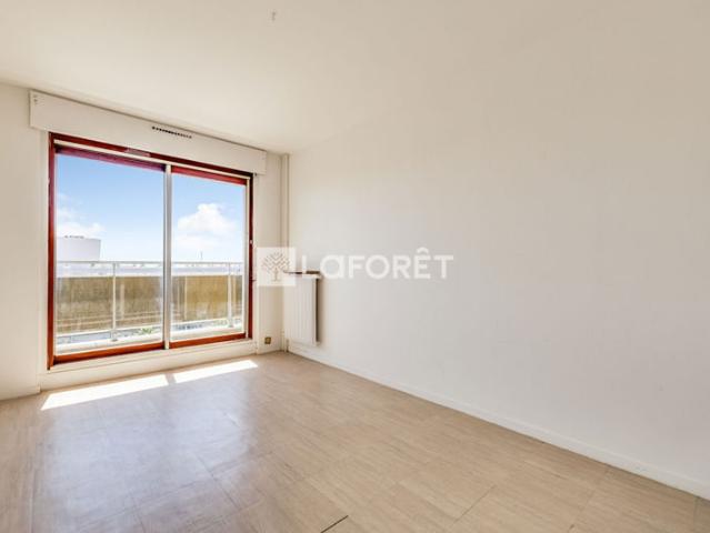 Appartement Paris 3 pièces 68 m2 avec vue panoramique sur monuments