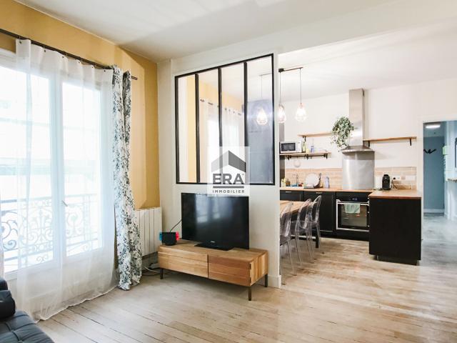Appartement Paris 3 pièces entièrement rénové