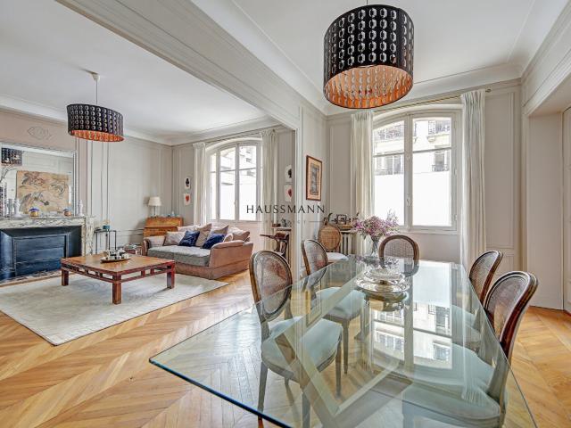 Appartement Paris VII Eme