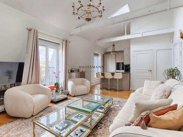 Appartement Paris VIII EME