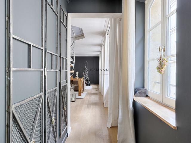Appartement Paris VIII EME
