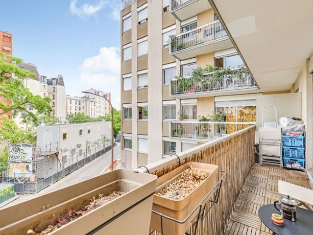 Appartement Paris Studio avec grand balcon