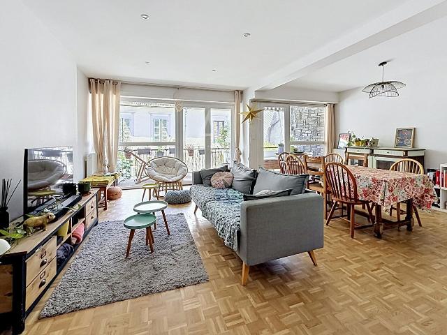 Appartement Pau 3 T3, 2 chambres proche centre ville 77m² Pau
