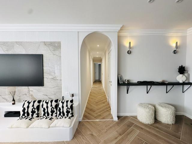 Appartement Penthouse 153 m2 à OYONNAX 01