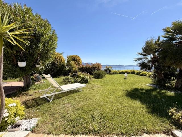 APPARTEMENT PENTHOUSE D'EXCEPTION AVEC VUE MER PANORAMIQUE