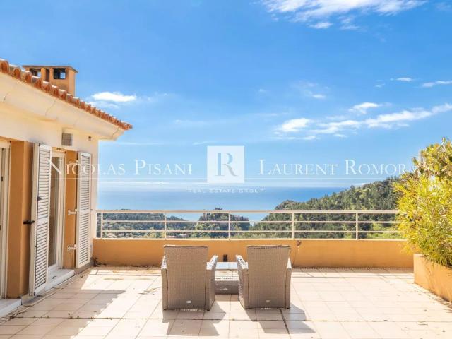 Appartement Penthouse Dernier Etage Vue Mer Montagnes 108m² Eze