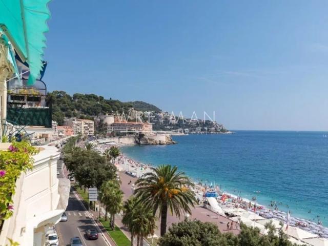 Appartement Pieds dans l'Eau avec Vue Panoramique Promenade des Anglais, Nice