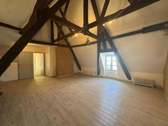 Appartement Poitiers – 4 pièces – 125 m2