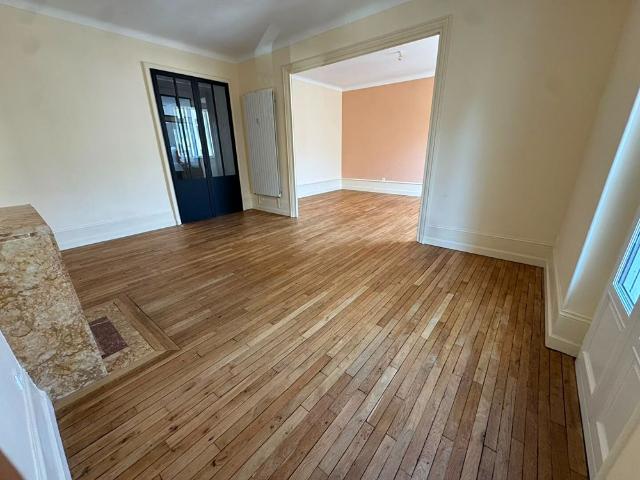Appartement Poitiers – 4 pièces – 133.65 m2