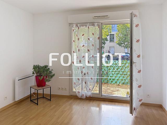 Appartement Port En Bessin Huppain 2 pièce s 36.84 m2