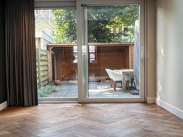 Appartement Postjeskade in Amsterdam