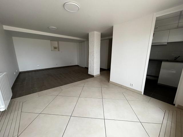 Appartement Plaisir 1 pièce s 29.67 m2